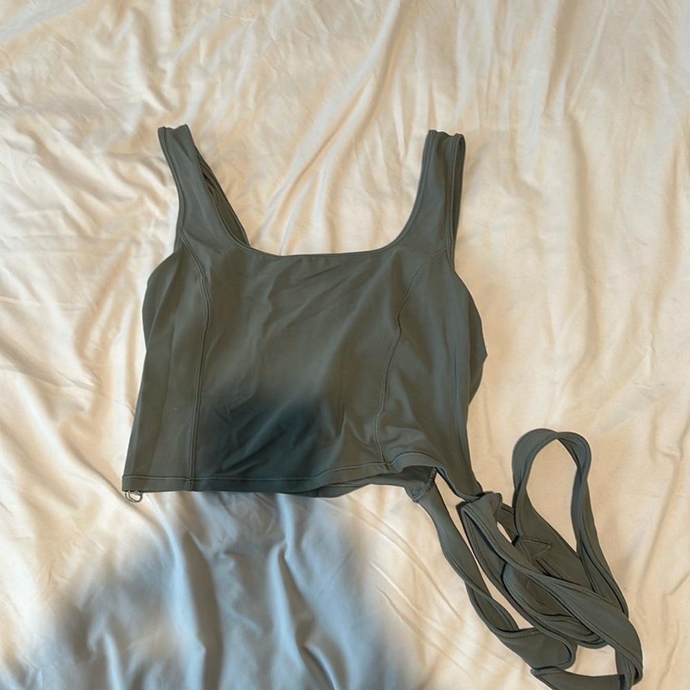 Lululemon tank top